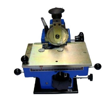 鋁牌打號(hào)機(jī)打標(biāo)機(jī)價(jià)格優(yōu)惠